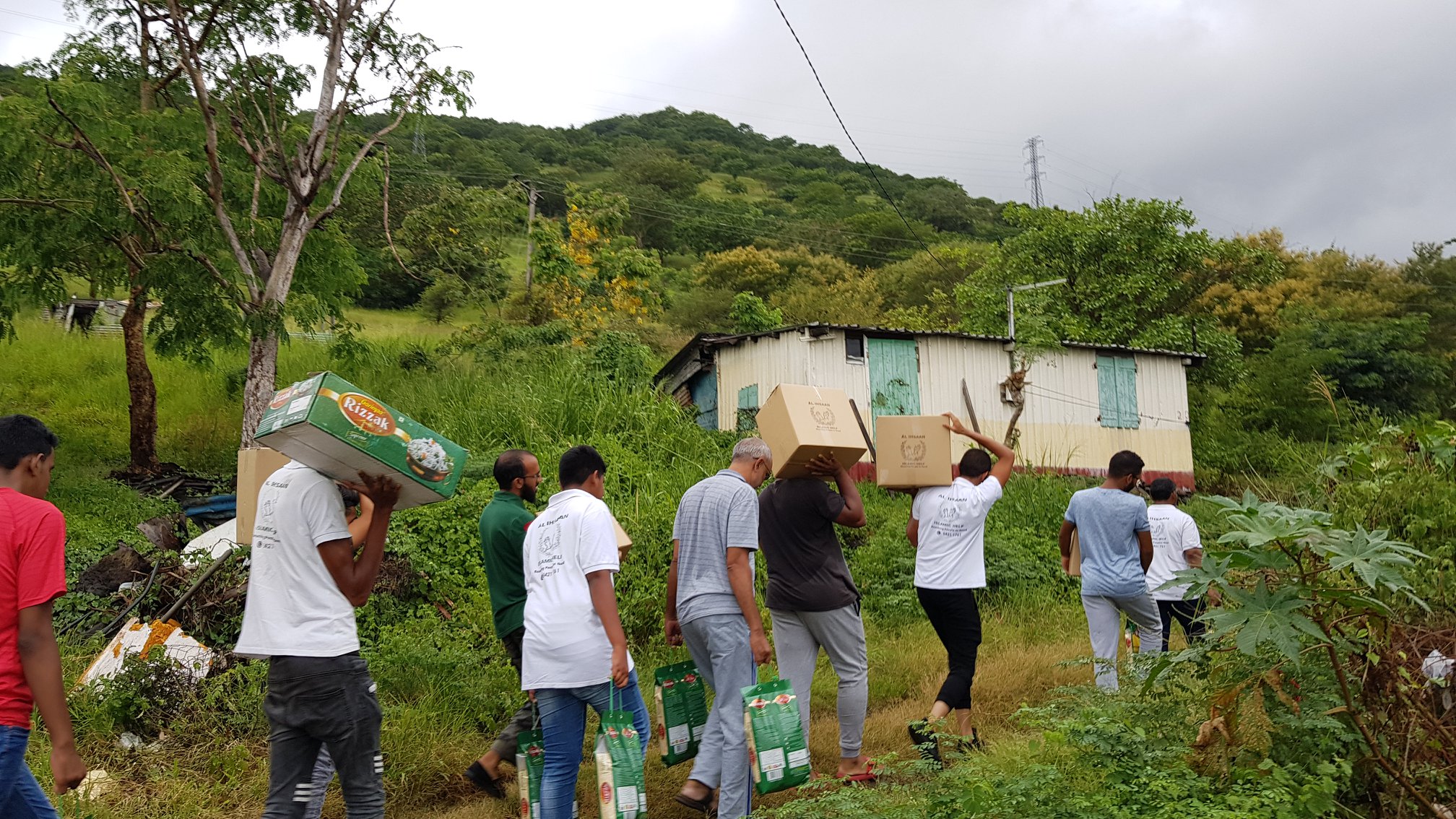 (VIDÉO) Al Ihsaan distribue des vivres aux pauvres 